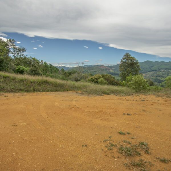 EL RETIRO 3.264m2