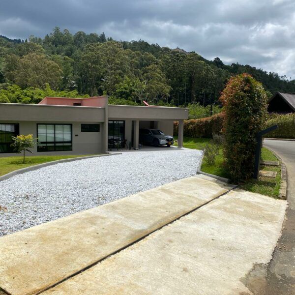 LLANOGRANDE 230m2